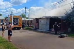 Pérdidas totales por incendio en vivienda familiar de Salto Nuevo