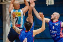 Nacional recibe a Salto Uruguay por los play offs