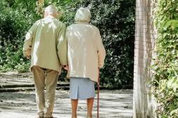 Advertencias a adultos mayores  ante riesgos de golpes de calor 