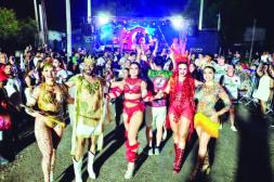 Asociación de Escuelas de Samba de Salto anuncia su lanzamiento y elección de la Corte del Carnaval 2026