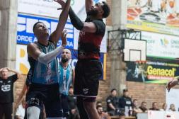 Los de Zona Este están arriba 1-0: Juventus y Salto Uruguay juegan la segunda final en Universitario