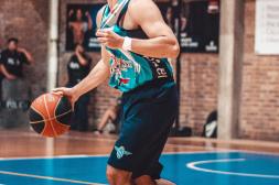 El Decano ganó en casa y puso la serie final 2 a 1 a su favor 