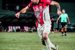 Litoral Norte: Salto (2) – Paysandú (1)  : Vargas sentenció el clásico en casa  