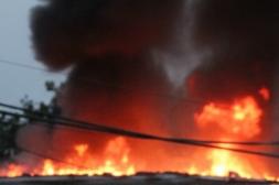 Capturas policiales y un voraz  incendio con pérdidas totales