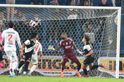 Nacional-Universitario y Peñarol-Corinthians: Los grandes y sus problemas viajan para jugar por Copa en Perú y Brasil 