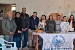 Colonia Osimani continúa consolidando  su feria artesanal y suma “guiso carrero”