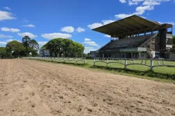 Resultados de la reunión clásica en el Hipódromo