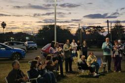 Inauguraron nuevas  luminarias en la plaza  “Tierra de Campeones”