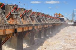 Salto Grande extiende proyección hasta el lunes con marcas estables