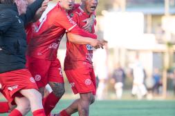 El Rojo sufrió y lo liquidó sobre el final