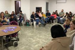 Fortalecimiento en redes impulsan talleres de prevención de violencia de género en cooperativas de vivienda locales