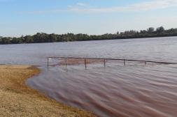 Crecida: embalse de Salto Grande se  estabiliza y prevén un descenso del río
