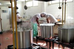 Desarrollo Social incrementó la asistencia alimentaria  tras el temporal para atender a las familias evacuadas