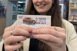 Victoria Invernizzi resultó la  ganadora de la Renault Oroch  0 kilómetro de la Axion Salto