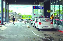 Intendencia recuerda a usuarios de taxis exigir la planilla tarifaria oficial 