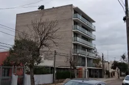 La zona del Cenur Salto consolida un nuevo perfil urbano con nuevas construcciones 