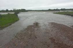 Registran lluvias fuertes en zona rural y pasos crecidos