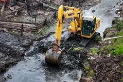 Intendencia comenzó trabajos de canalización y limpieza en el arroyo Ceibal como plan de prevención a impactos de El Niño