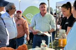 El primer Festival de la Empanada se celebró con éxito y  un gran marco de público en la zona de Termas del Daymán