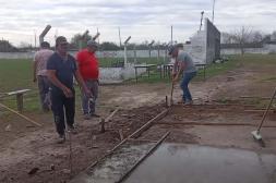 Gladiador inaugura la iluminación LED  en su cancha en su 82º aniversario