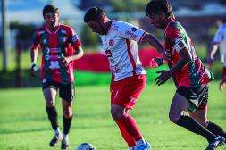 Universitario rescató un punto en el tramo final: Almagro sorprendió y mereció más