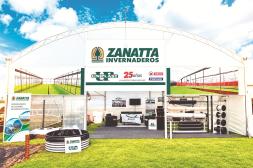 Uniplast se destacó con su stand en Expo Salto, y presentó soluciones para el agro