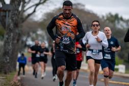 Claudia Damacena y Juan Trinidad se consagraron campeones en el Salto Run