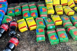Cuatro personas robaron mercaderías  de un comercio y dos fueron detenidas