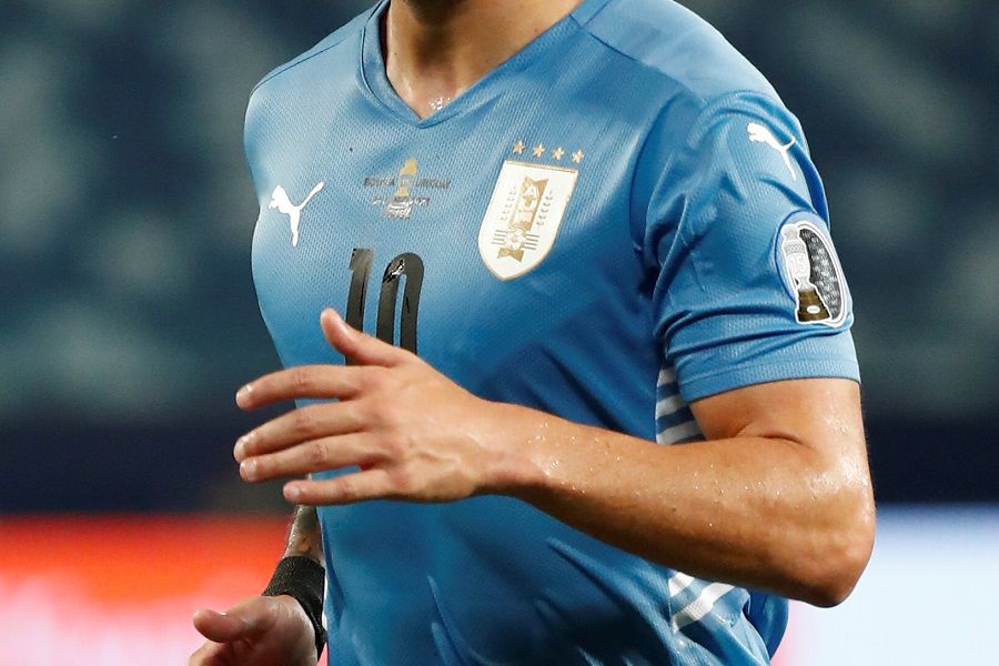 La FIFA pide que Uruguay retire de su escudo las dos estrellas olímpicas