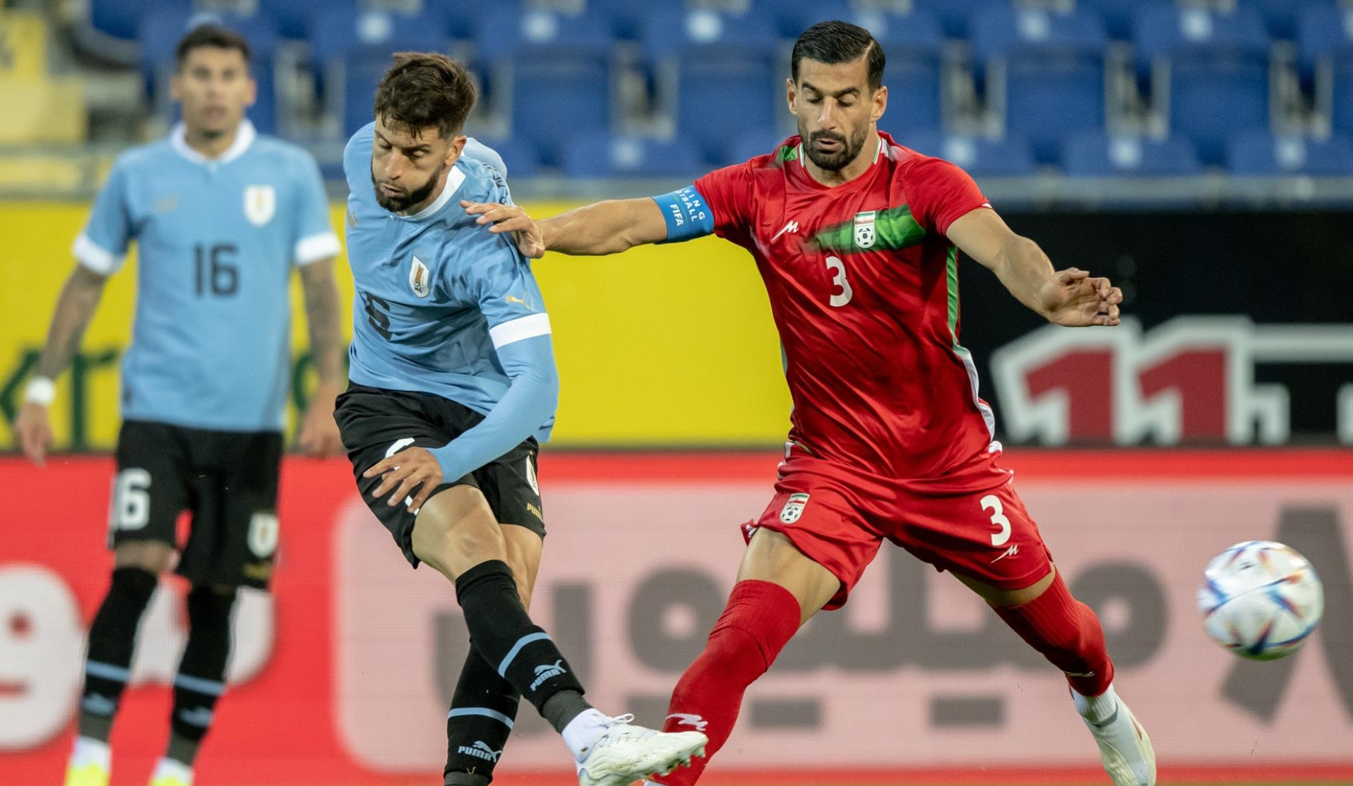 Uruguay perdió con Irán y dejó más dudas que certezas a un mes del mundial