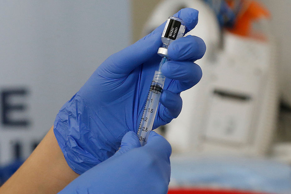 MSP extiende la vacunación  contra el covid a mayores de  50 años con comorbilidades
