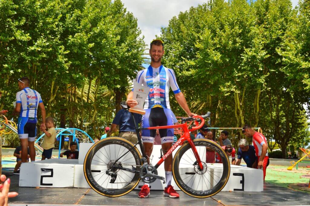 Ciclismo: El salteño Agustín Moreira se consagró campeón del Tour de San Carlos