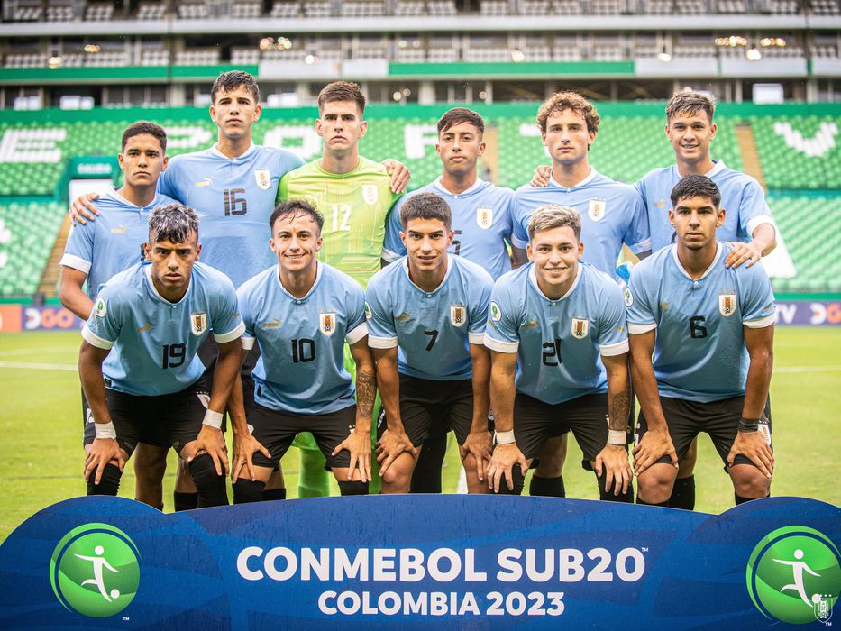 Uruguay comienza su camino en el hexagonal final esta noche ante Colombia