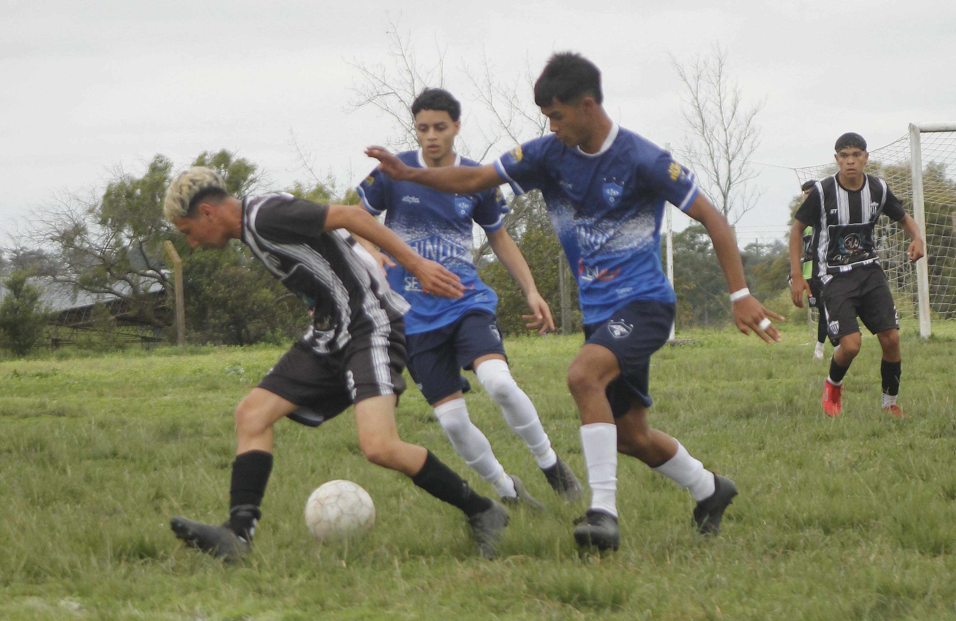 Torneo Clausura: Se juega la sexta fecha entre hoy y mañana - Diario Cambio  Salto : Diario Cambio Salto