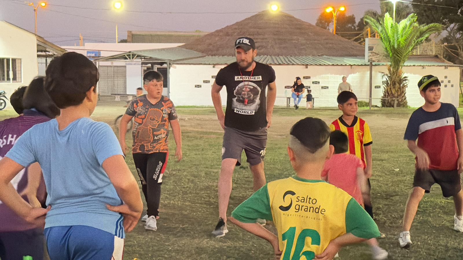 Escuelita de Fútbol gratuita de la Intendencia nuclea a más de 80 niños