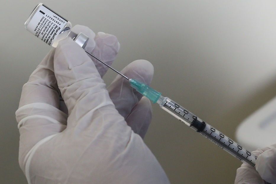 Uruguay aprobó vacuna contra virus  sincicial respiratorio en embarazadas