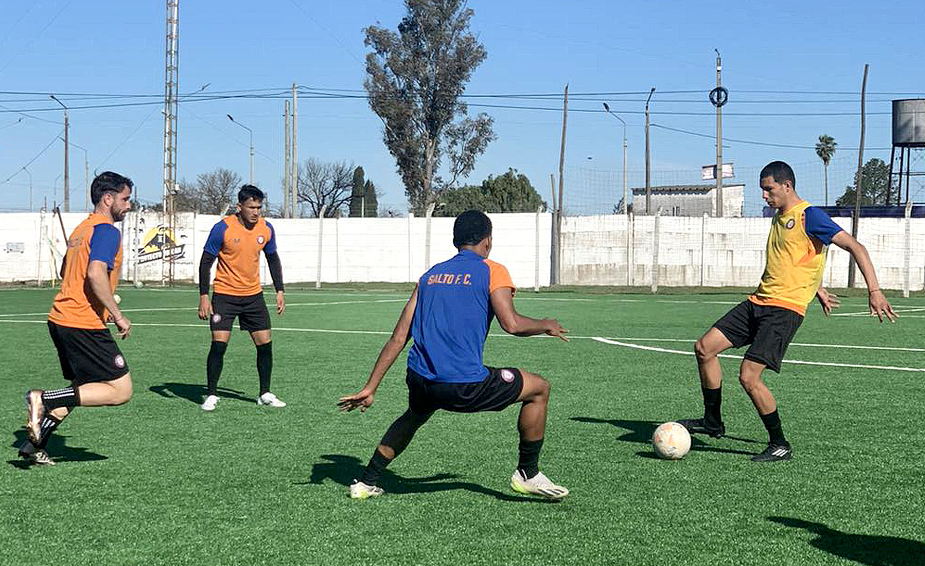 Salto FC en el juego cumbre del año