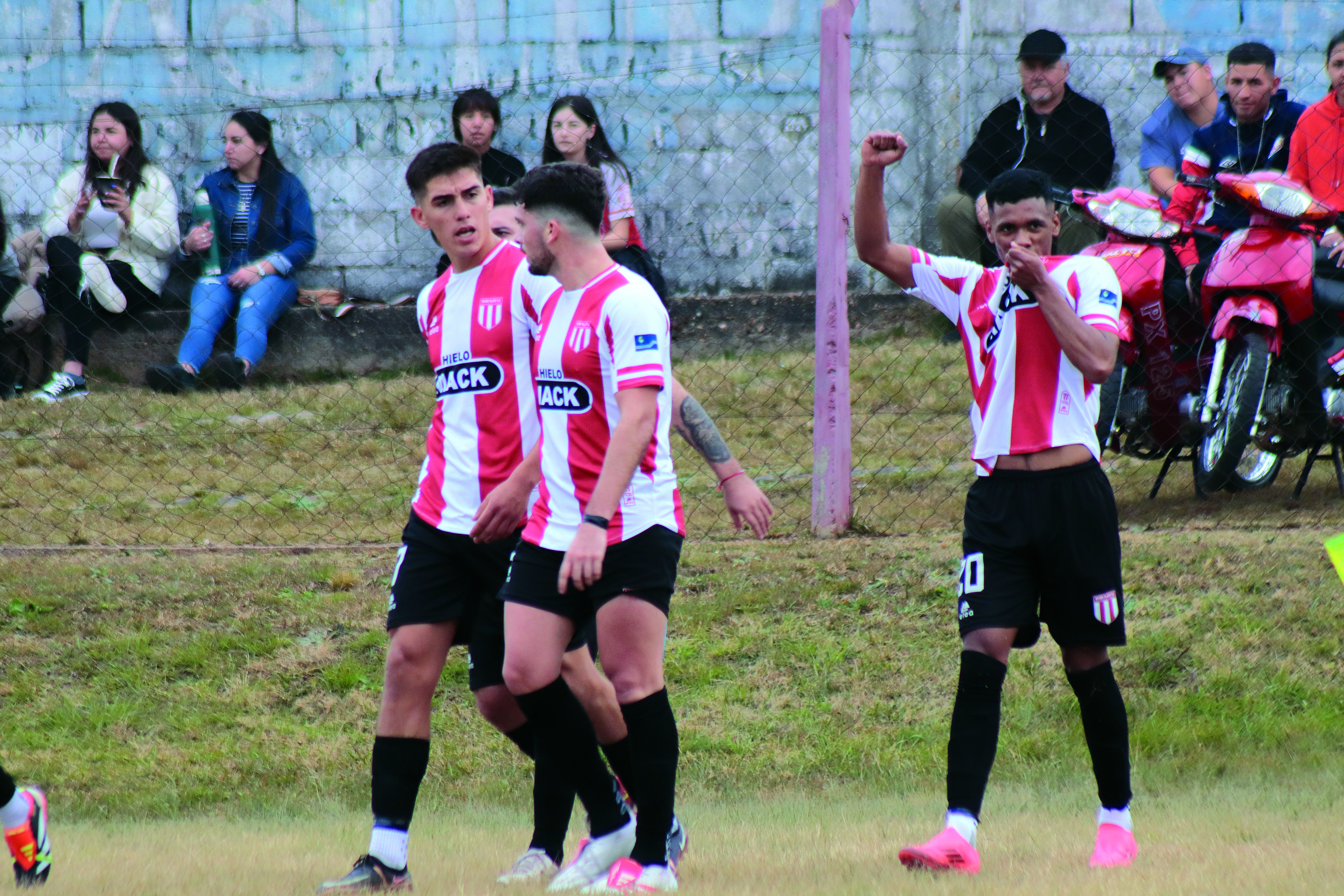 River-Salto Uruguay y Nacional-Ceibal se llevan las miradas