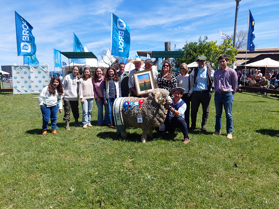 «La Magdalena» y «El Faro» presentaron los Campeones Supremos del Merino