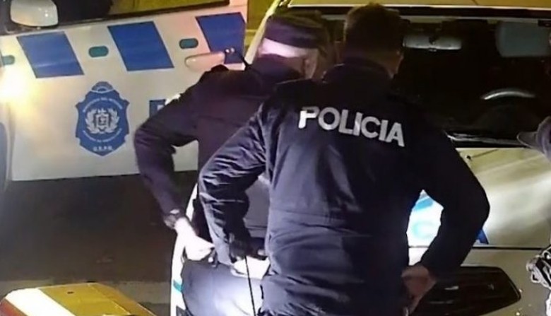 Rapiñaron a un joven mediante golpes y huyeron