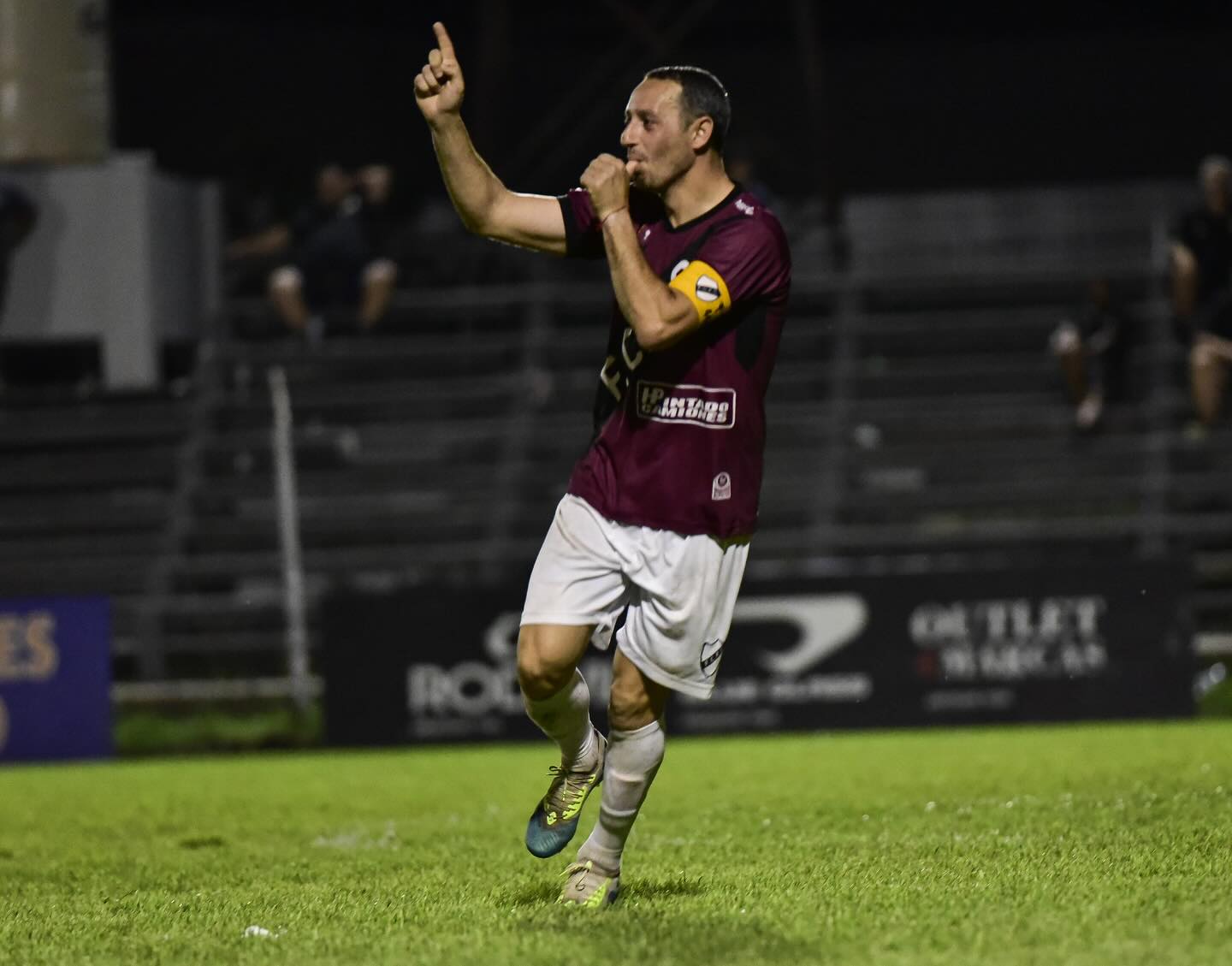 Racing o Defensor Sporting en el camino de Ferro en Copa Uruguay