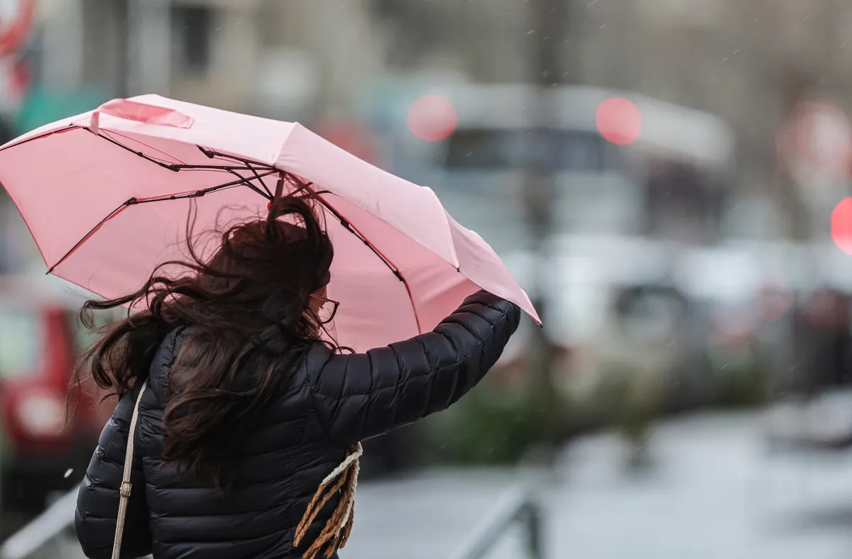 Hoy primaveral, pero desmejora  este lunes con lluvias y tormentas