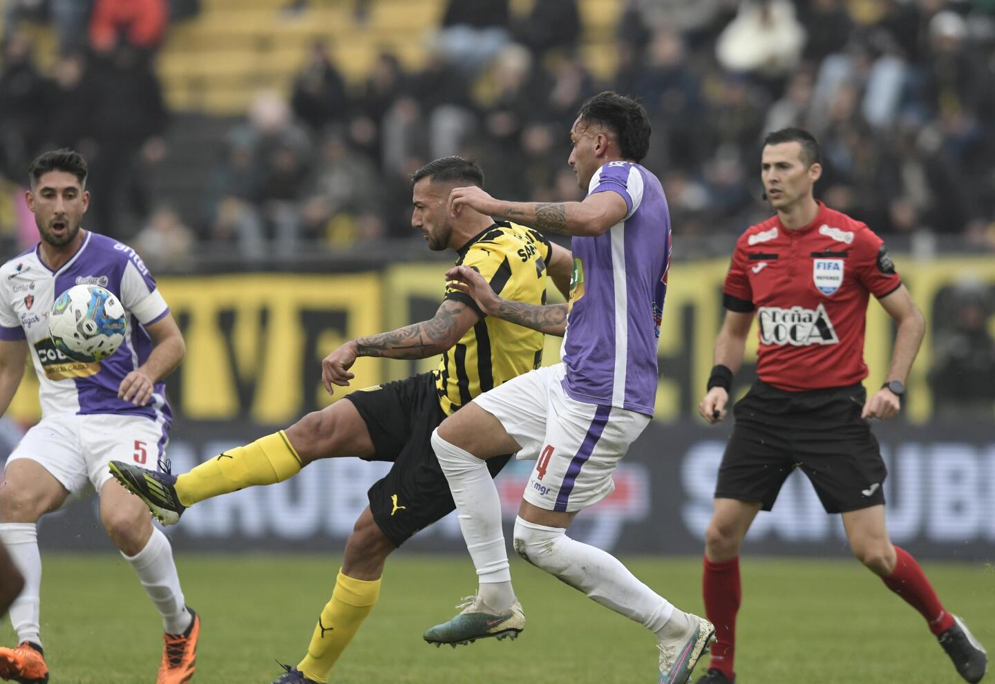 Peñarol va por el título del Uruguayo y Nacional por el milagro