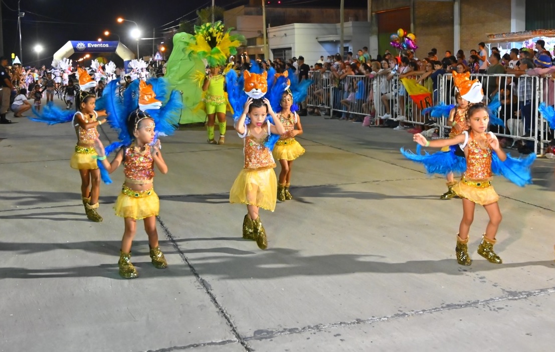 INAU realizará control de menores en desfiles de carnaval y exigirá permisos