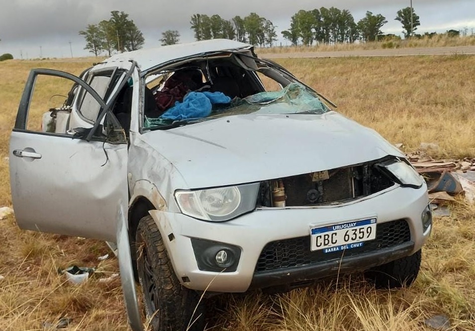 Cuatro personas lesionadas  tras vuelco en ruta 31, km 47