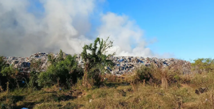 Ante la continuidad de incendios vecinos del vertedero se reunieron con integrantes del GET