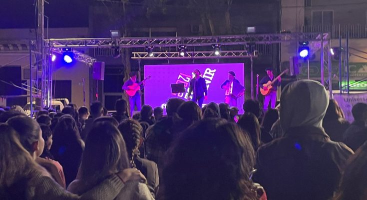 “Tocó venir”: evento de bienvenida a estudiantes de la Udelar-Salto será el jueves 3 de abril en plaza Artigas