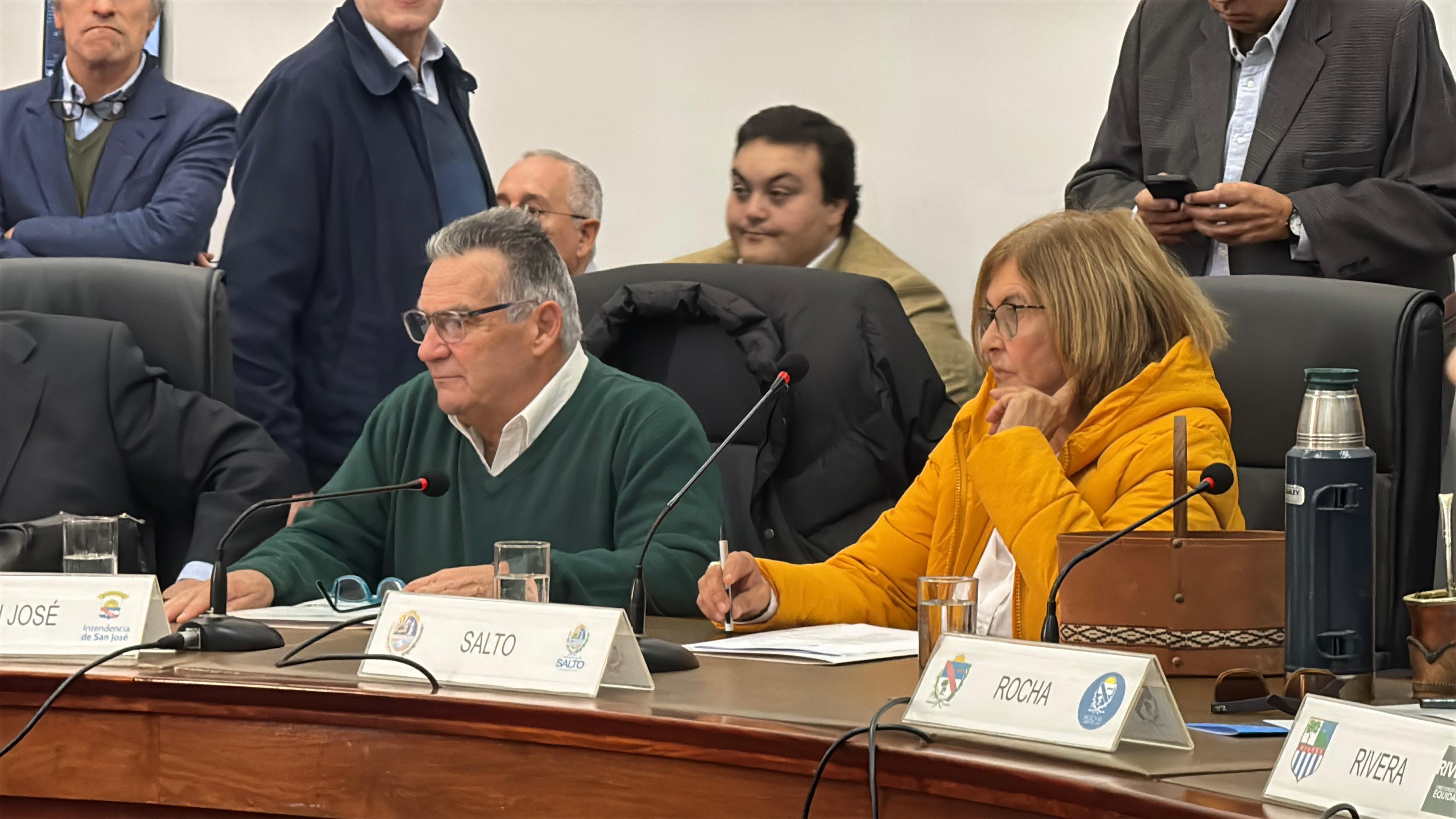 La intendenta Ingrid Urroz participó de la 52ª sesión del Congreso de Intendentes que analizó varios temas