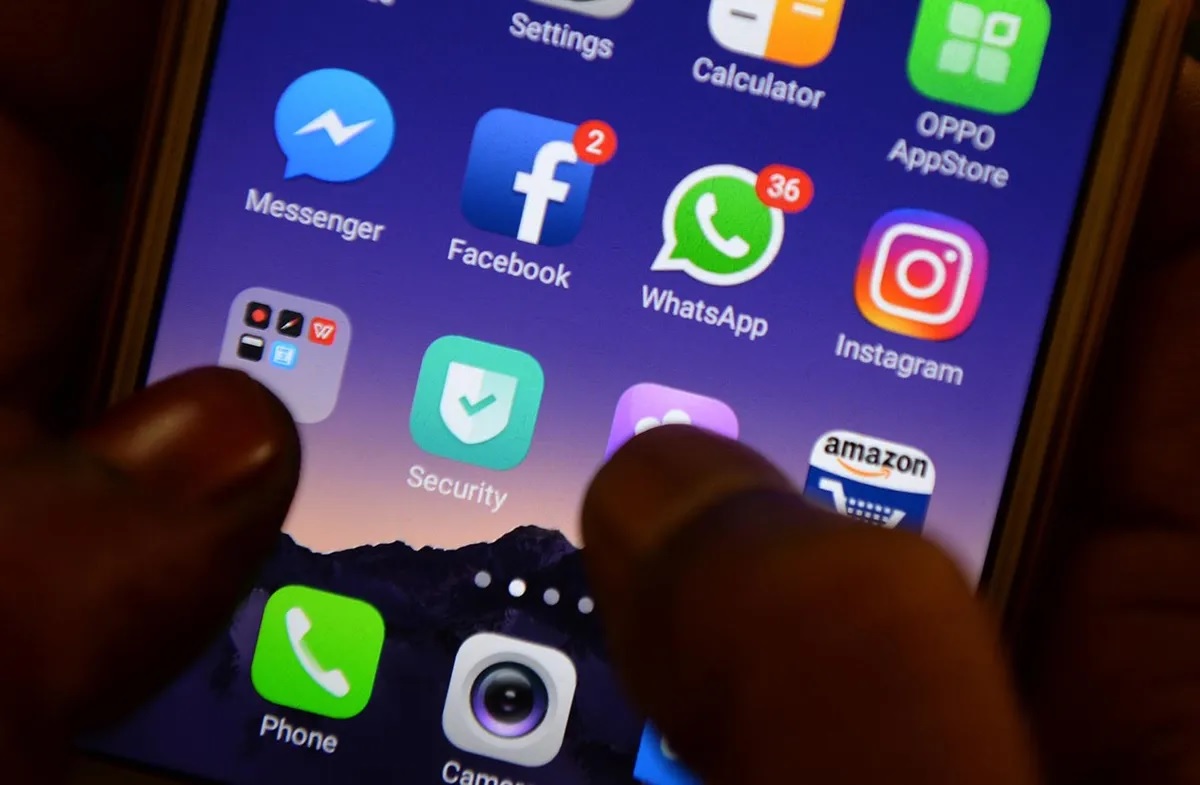 Peluquero salteño fue víctima de estafa en falsa oferta de préstamo en Facebook