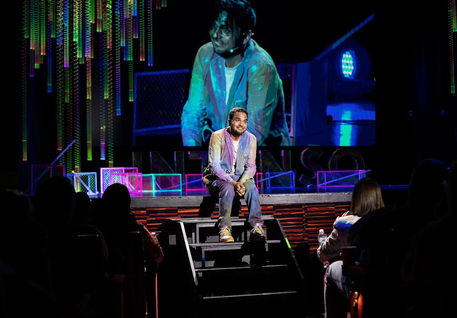 El humorista Germán Medina llega a Salto con un show “Intenso”, en el Teatro Larrañaga este sábado